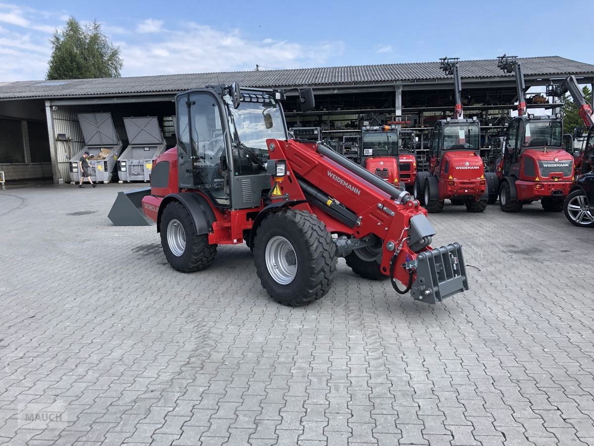 Hoflader des Typs Weidemann  3080 T  Teleskopradlader, Neumaschine in Burgkirchen (Bild 3)