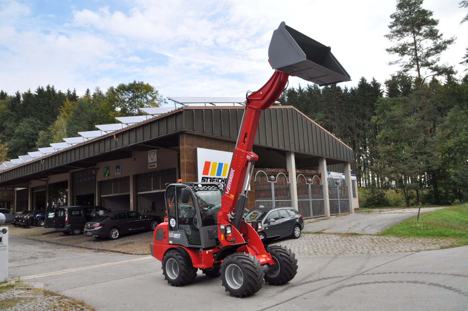 Hoflader of the type WEMATIK 815T, Neumaschine in Lalling (Picture 3)