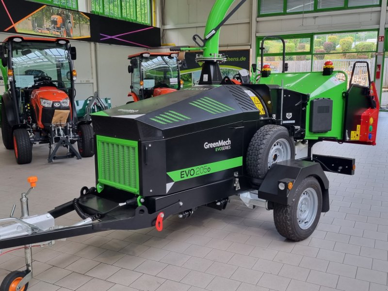 Holzhacker & Holzhäcksler van het type GreenMech EVO 205 D Ausstellungsgerät, Neumaschine in Olpe (Foto 1)