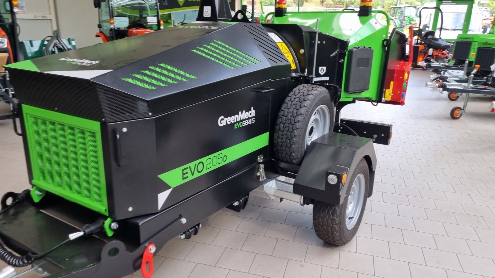 Holzhacker & Holzhäcksler van het type GreenMech EVO 205 D Ausstellungsgerät, Neumaschine in Olpe (Foto 4)