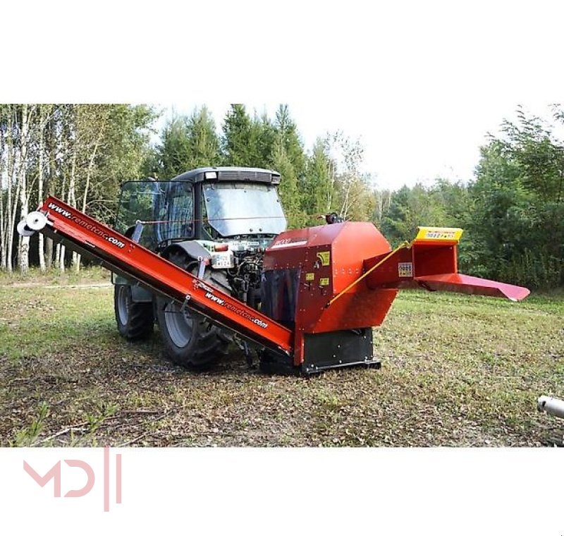 Holzhacker & Holzhäcksler van het type MD Landmaschinen RT Holzhäcksler Professional mit Förderband, Neumaschine in Zeven (Foto 1)