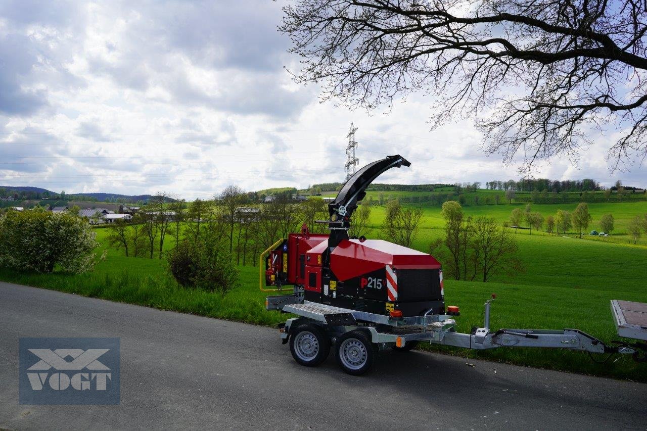 Holzhacker & Holzhäcksler des Typs TP 215 MOBILE Holzhäcksler mit Dieselmotor und 270°Drehkranz, Neumaschine in Schmallenberg (Bild 7)