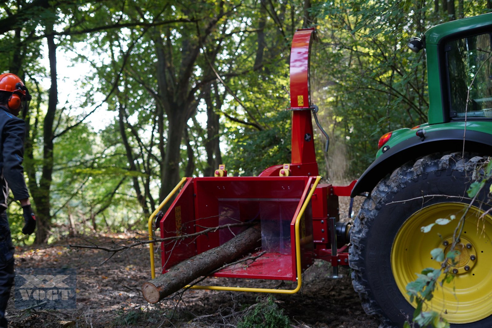 Holzhacker & Holzhäcksler of the type TP 230 PTO Holzhäcksler /Holzhacker /Holzschredder für Traktor, Neumaschine in Schmallenberg (Picture 9)