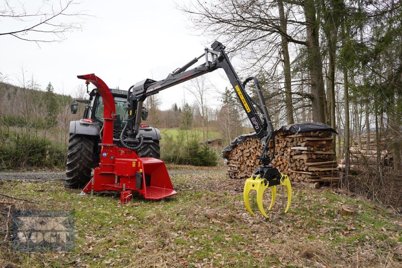 Holzhacker & Holzhäcksler of the type TP 270 PTO K Holzhacker /Holzhäcksler mit Kranbeschickung, Neumaschine in Schmallenberg (Picture 7)