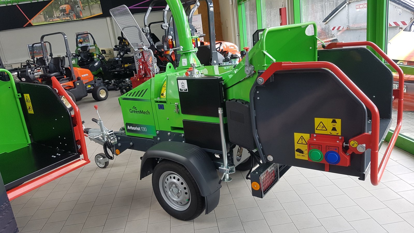 Holzhäcksler & Buschhacker van het type GreenMech Arborist130, Mietmaschine in Olpe (Foto 8)