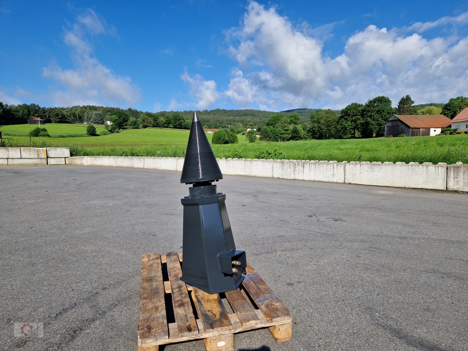 Holzspalter del tipo MS Kegelspalter ES-800, Neumaschine en Tiefenbach (Imagen 2)