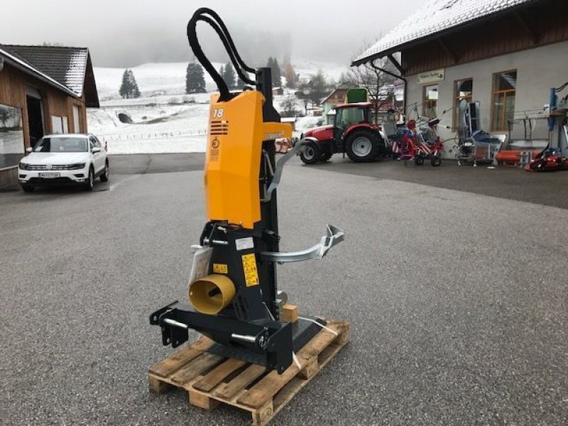 Holzspalter του τύπου Uniforest Holzspalter Titanium 18CD 16to Zapfwellenantrieb, Neumaschine σε Tamsweg (Φωτογραφία 4)