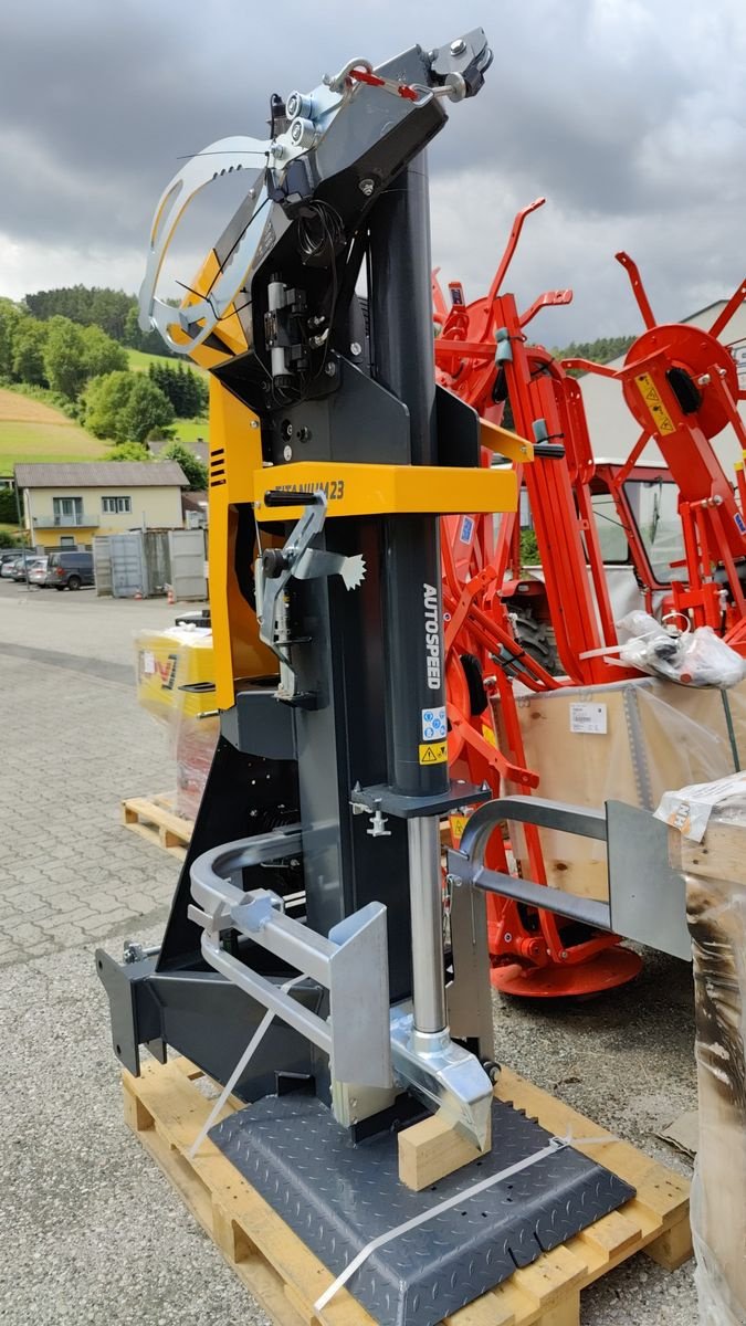 Holzspalter a típus Uniforest TITANIUM 23 CD mit Funkseilwinde, Neumaschine ekkor: Kirchschlag (Kép 2)