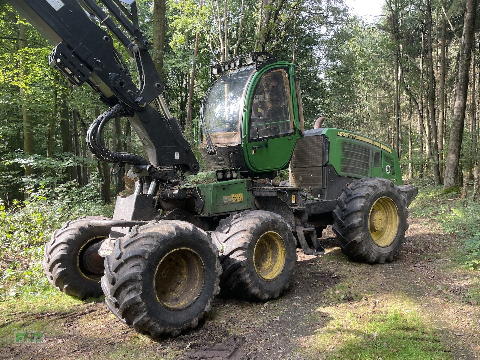 Holzvollernter of the type John Deere 1170E IT4, Gebrauchtmaschine in Leinburg (Picture 3)