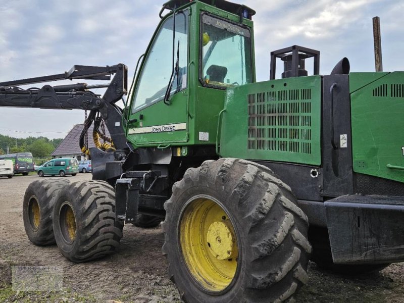 Holzvollernter van het type John Deere 1270D, Gebrauchtmaschine in Pragsdorf