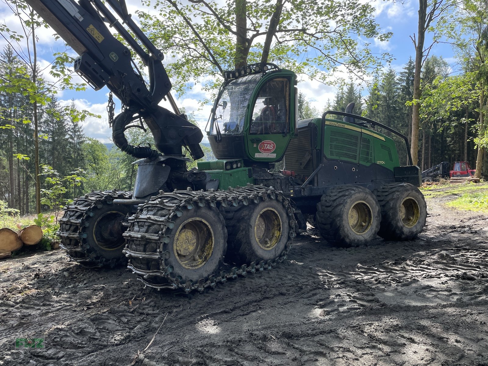 Holzvollernter tip John Deere 1270G 8WD, Gebrauchtmaschine in Leinburg (Poză 1)