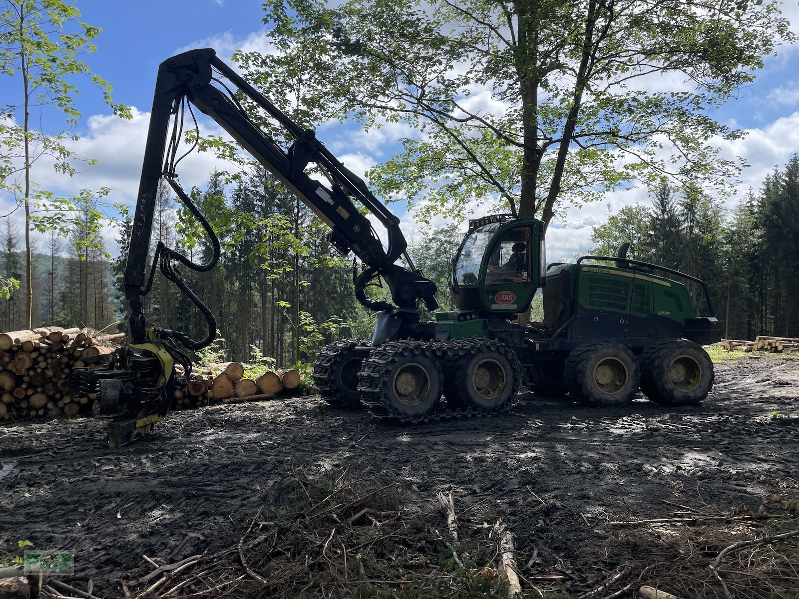 Holzvollernter tipa John Deere 1270G 8WD, Gebrauchtmaschine u Leinburg (Slika 3)