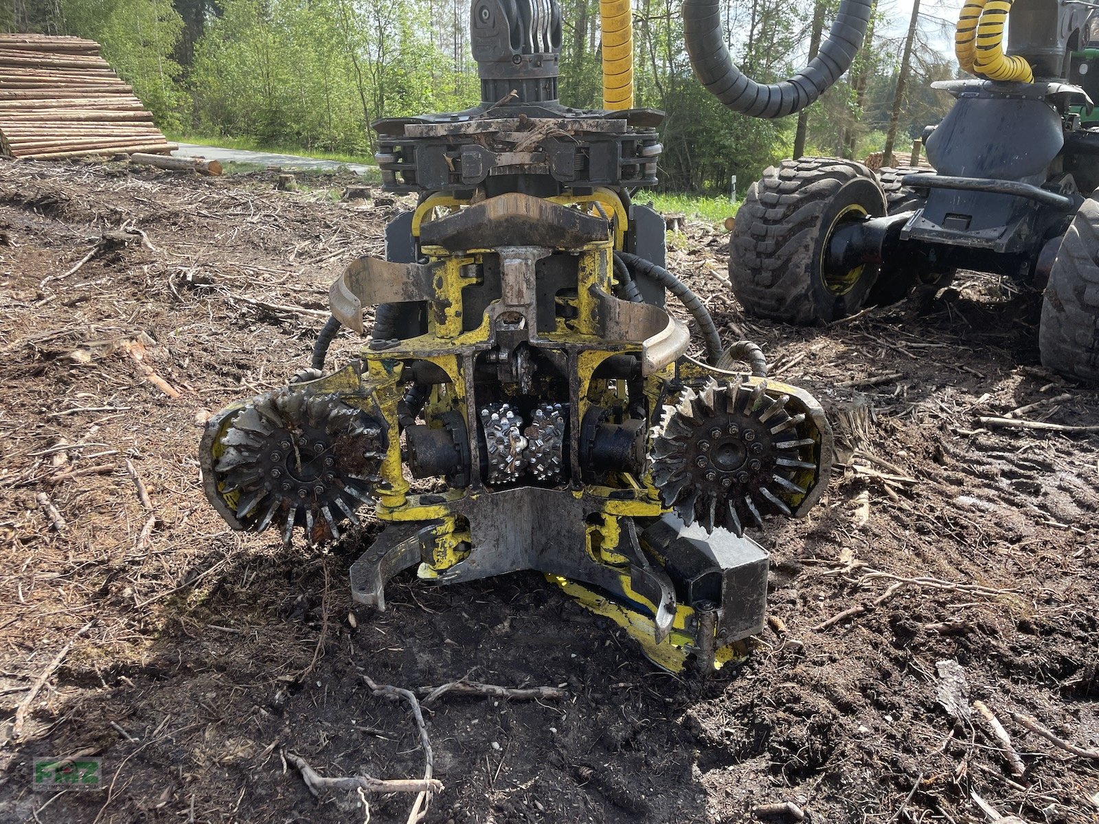 Holzvollernter des Typs John Deere 1270G, Gebrauchtmaschine in Leinburg (Bild 6)