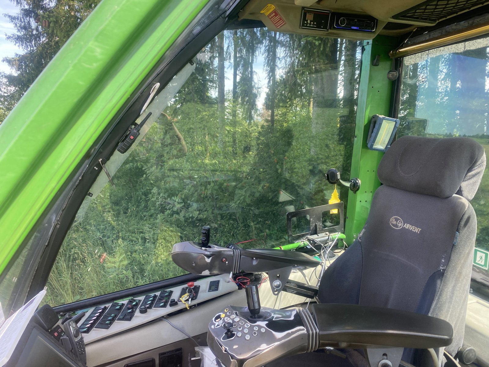 Holzvollernter des Typs John Deere 1470 D Eco III, Gebrauchtmaschine in Dietramszell (Bild 11)