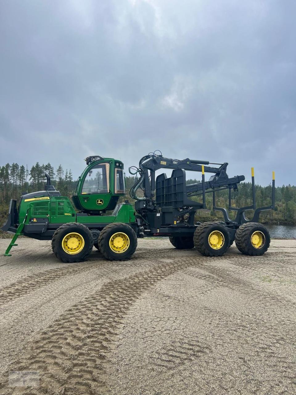 Holzvollernter Türe ait John Deere 1510G, Gebrauchtmaschine içinde Pragsdorf (resim 5)