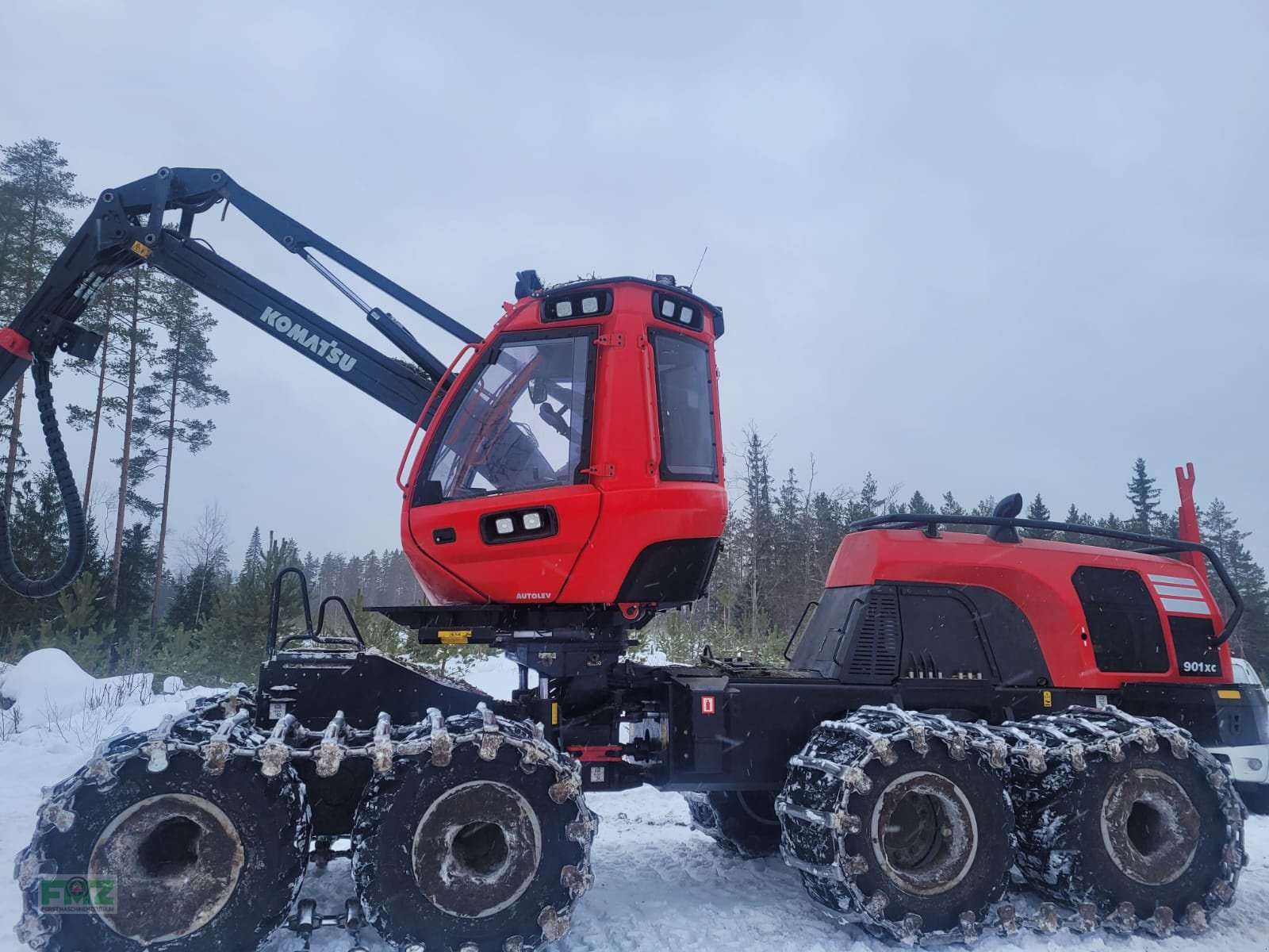 Holzvollernter tipa Komatsu 901XC, Gebrauchtmaschine u Leinburg (Slika 1)