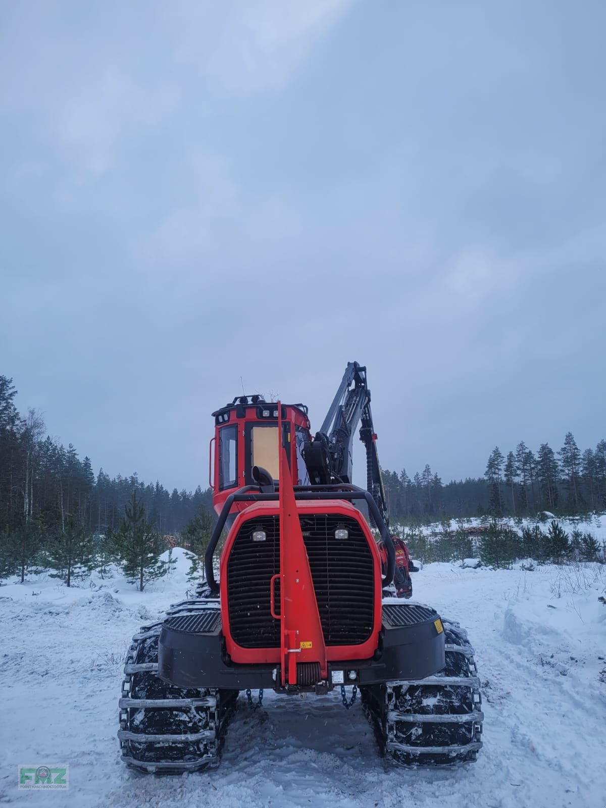 Holzvollernter van het type Komatsu 901XC, Gebrauchtmaschine in Leinburg (Foto 3)