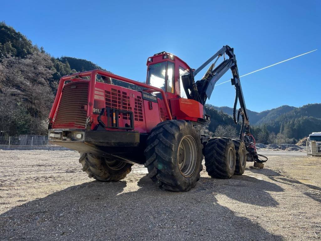 Holzvollernter des Typs Komatsu 911.5, Gebrauchtmaschine in Vöhringen (Bild 2)