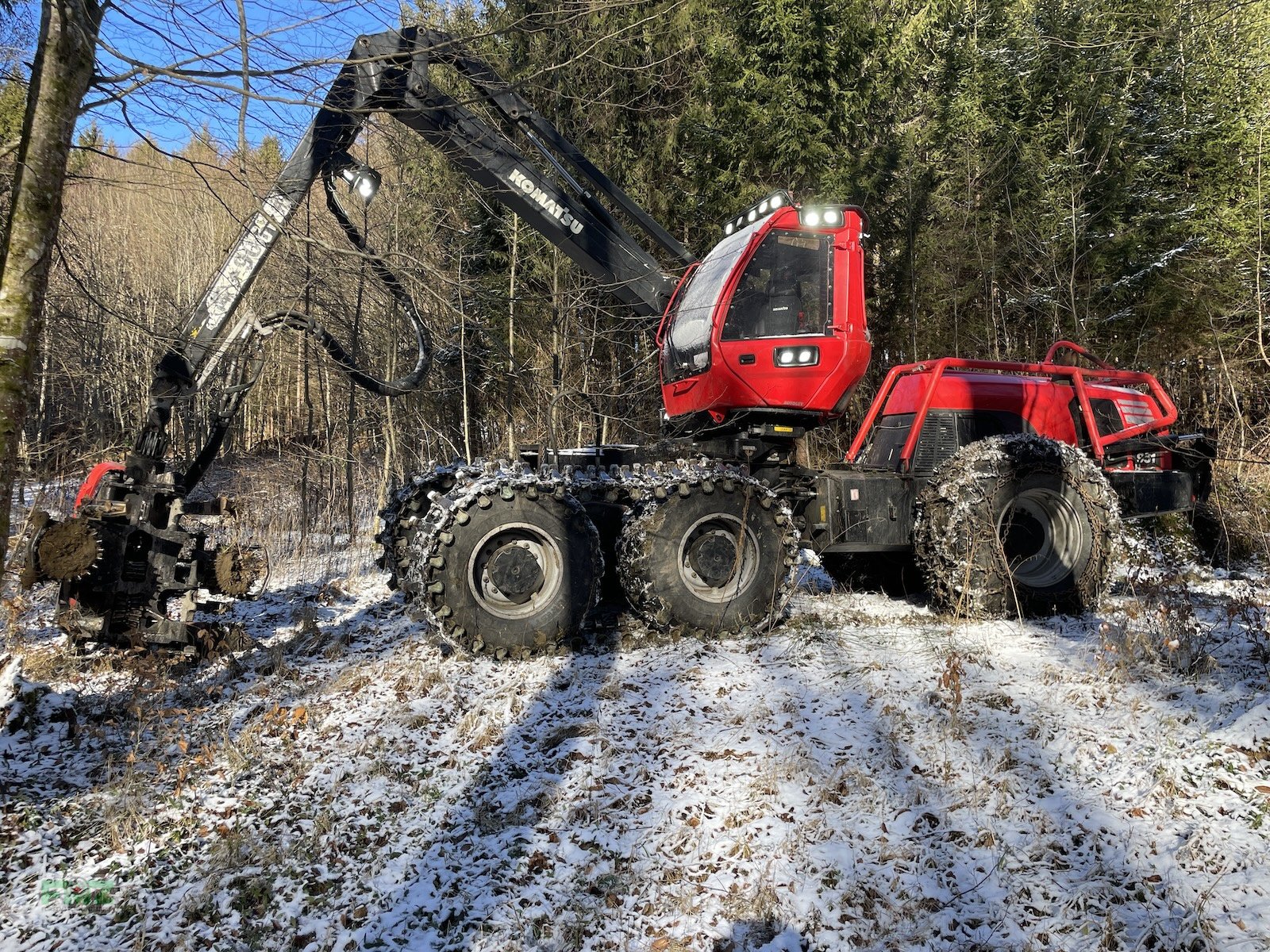 Holzvollernter del tipo Komatsu 951, Gebrauchtmaschine In Leinburg (Immagine 1)