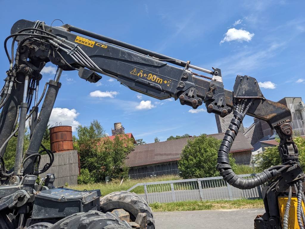 Holzvollernter van het type Ponsse Bear 8W, Gebrauchtmaschine in Vöhringen (Foto 9)