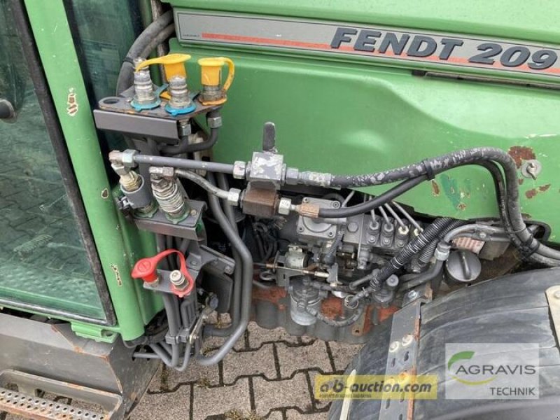 Hopfentraktor du type Fendt FARMER 209 VA, Gebrauchtmaschine en Meppen (Photo 19)