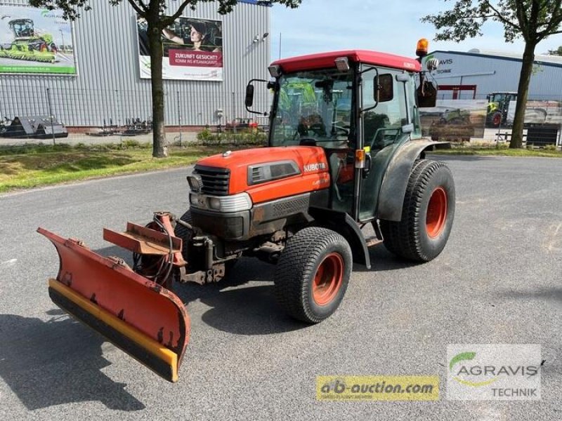 Hopfentraktor типа Kubota L 4240 H-CAB HYDROSTAT W26TC50658, Gebrauchtmaschine в Meppen (Фотография 1)