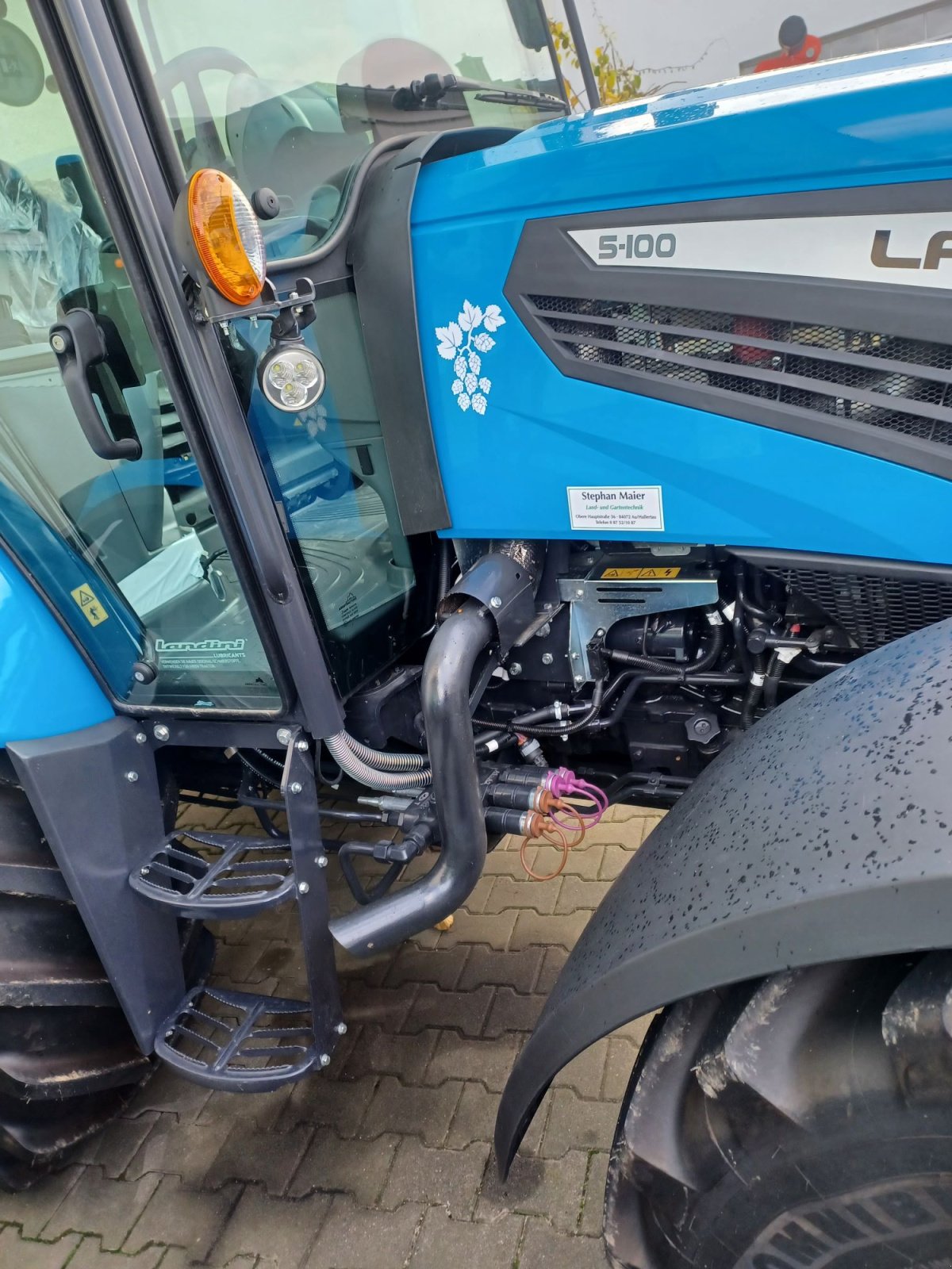 Hopfentraktor van het type Landini 5-100, Neumaschine in Au/Hallertau (Foto 3)