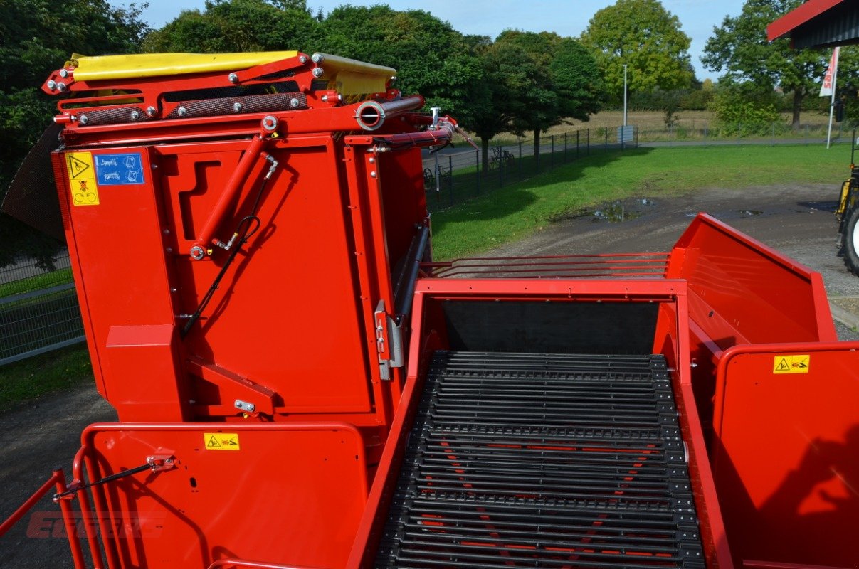 Kartoffelroder des Typs Grimme SE 75-55 SB, Neumaschine in Suhlendorf (Bild 15)