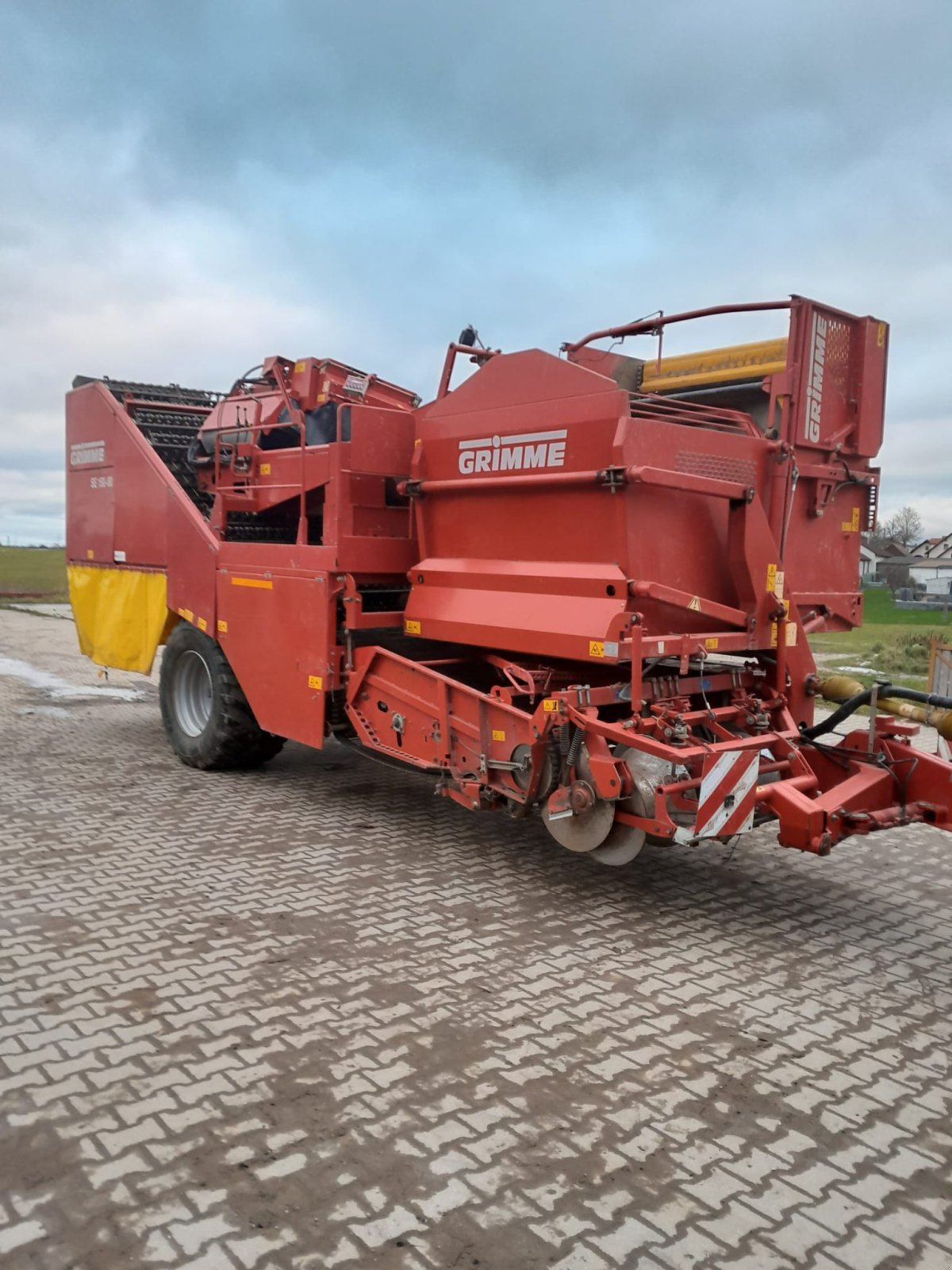 Kartoffelvollernter du type Grimme SE 150-60, Gebrauchtmaschine en Westerham (Photo 1)