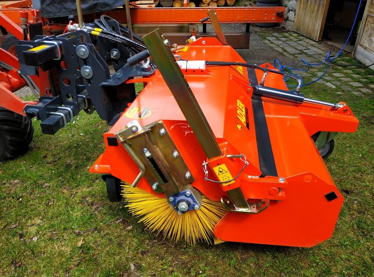 Kehrmaschine del tipo Adler Arbeitsmaschinen K600 KEHRMASCHINE Hoflader Radlader Teleskoplade, Neumaschine en Aigen-Schlägl (Imagen 20)