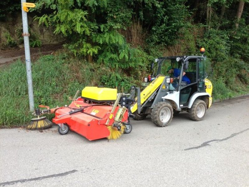 Kehrmaschine tip Adler Arbeitsmaschinen K600 KEHRMASCHINE Hoflader Radlader Teleskoplade, Neumaschine in Aigen-Schlägl (Poză 11)