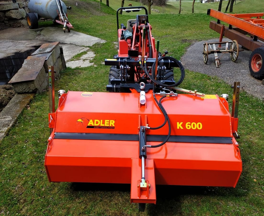 Kehrmaschine van het type Adler Arbeitsmaschinen K600 KEHRMASCHINE Hoflader Radlader Teleskoplade, Neumaschine in Aigen-Schlägl (Foto 21)