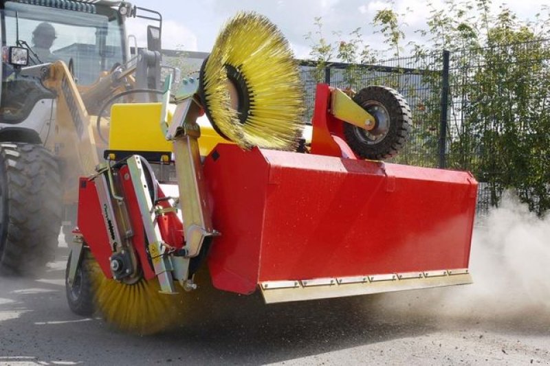 Kehrmaschine typu Adler Arbeitsmaschinen K750 KEHRMASCHINE Radlader Teleskoplader Traktor, Neumaschine v Aigen-Schlägl (Obrázek 1)