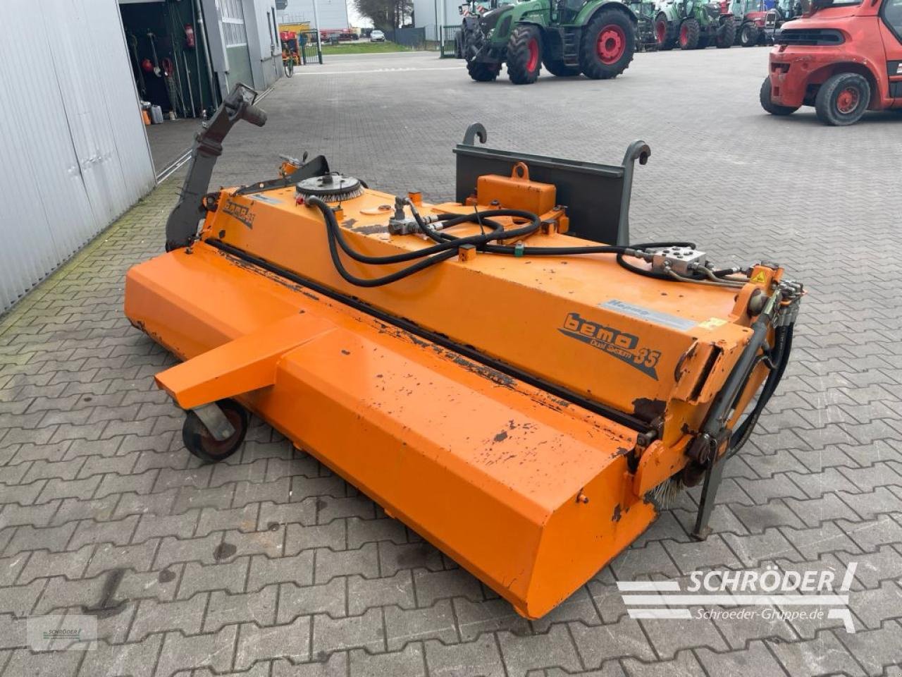 Kehrmaschine typu Bema 35 DUAL, Gebrauchtmaschine w Wildeshausen (Zdjęcie 3)