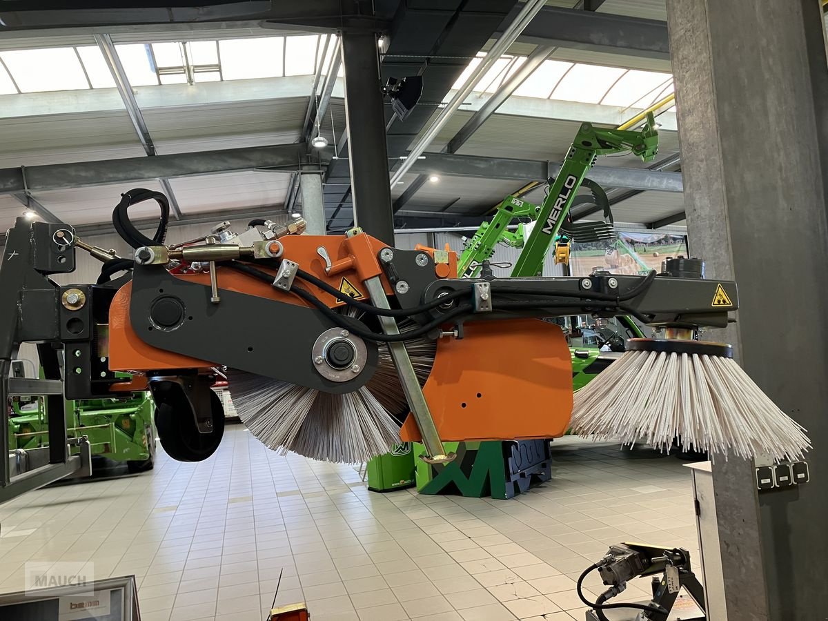 Kehrmaschine del tipo Bema 400 Kommunal Kehrmaschine, Neumaschine In Burgkirchen (Immagine 4)