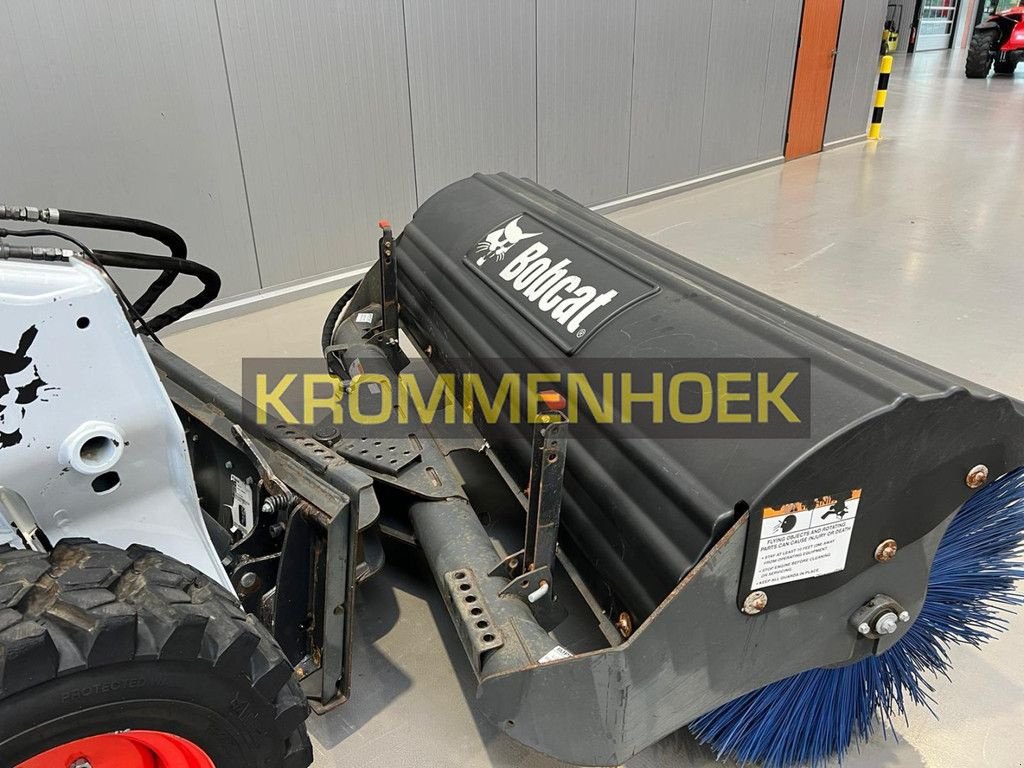 Kehrmaschine typu Bobcat Angle broom, Gebrauchtmaschine w Apeldoorn (Zdjęcie 4)