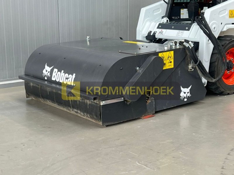 Kehrmaschine tip Bobcat sweeper 140, Gebrauchtmaschine in Apeldoorn (Poză 1)