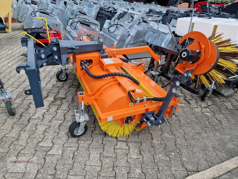 Kehrmaschine tipa Dominator Sonderabverkauf 220 cm, Gebrauchtmaschine u Tarsdorf (Slika 1)