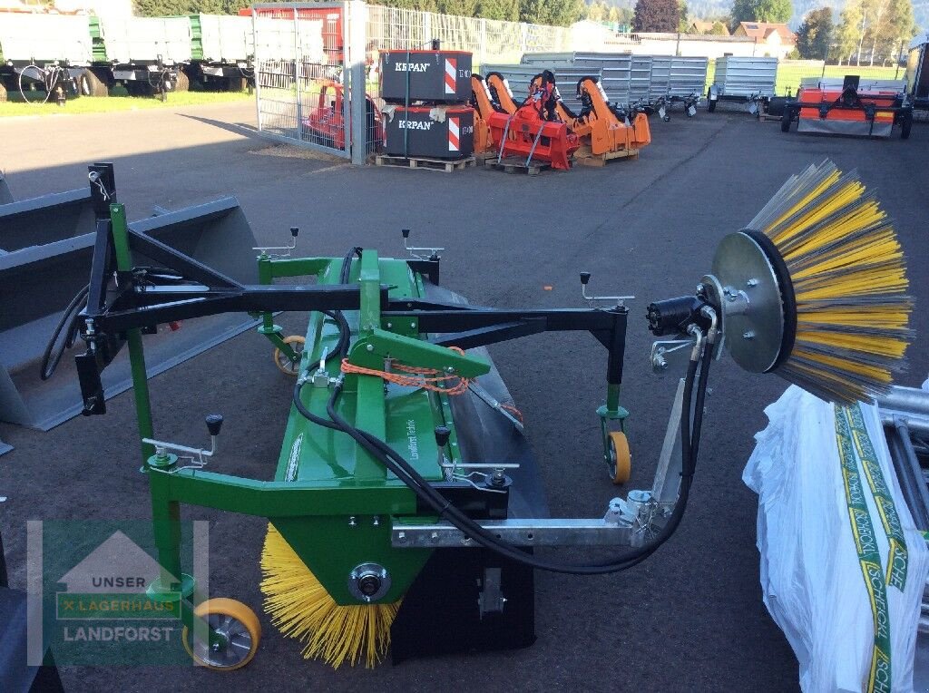 Kehrmaschine Türe ait Düvelsdorf Stratos 2,25m, Neumaschine içinde Kobenz bei Knittelfeld (resim 1)