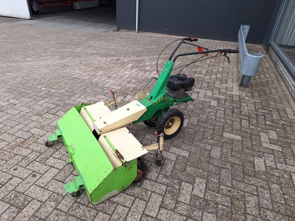 Kehrmaschine van het type Ferrari 730, Gebrauchtmaschine in MARIENHEEM (Foto 3)