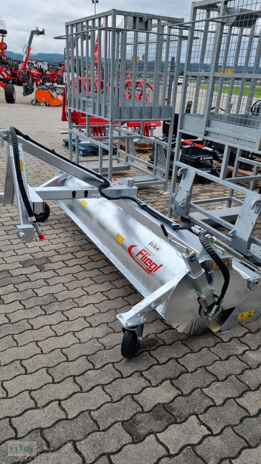 Kehrmaschine van het type Fliegl Economy, Neumaschine in Bruckmühl (Foto 1)