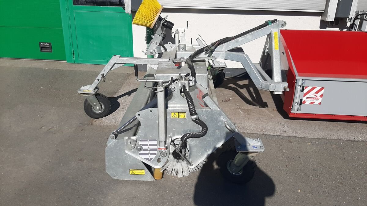 Kehrmaschine typu Fliegl Fliegl Kehrmaschine 500, Gebrauchtmaschine v Flachau (Obrázek 3)