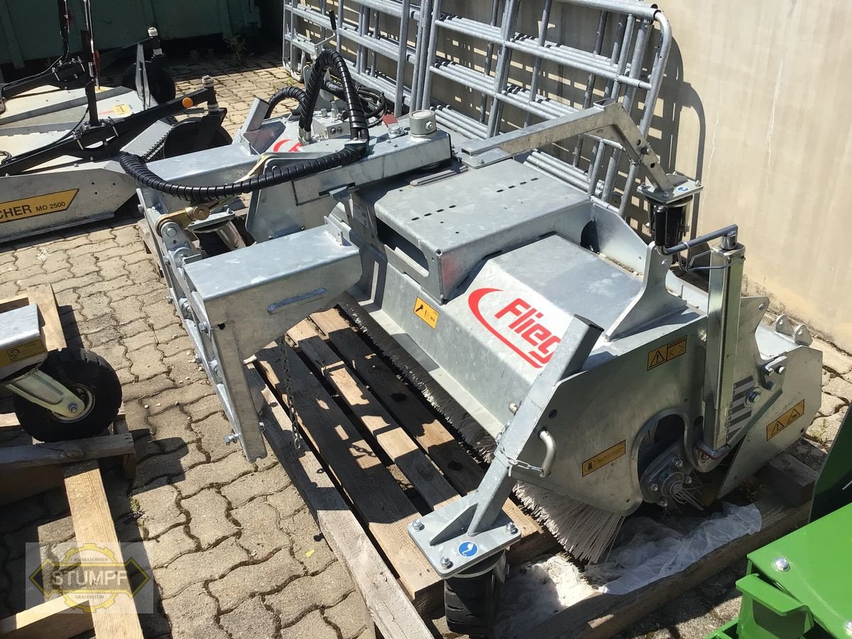 Kehrmaschine typu Fliegl Typ 600, Neumaschine w Grafenstein (Zdjęcie 3)