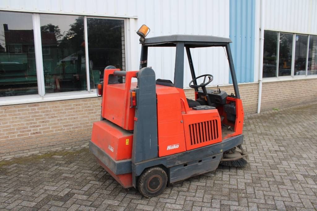 Kehrmaschine van het type Hako 1450E, Gebrauchtmaschine in Rucphen (Foto 3)