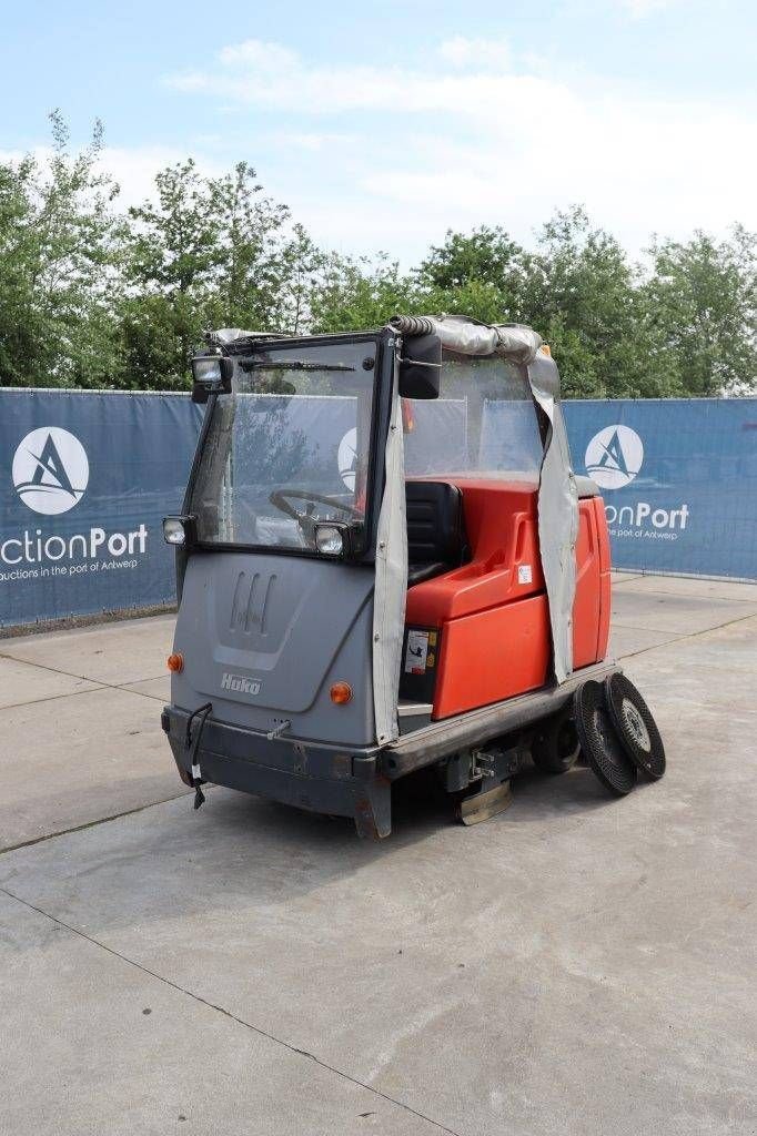 Kehrmaschine van het type Hako Hakomatic B310, Gebrauchtmaschine in Antwerpen (Foto 10)