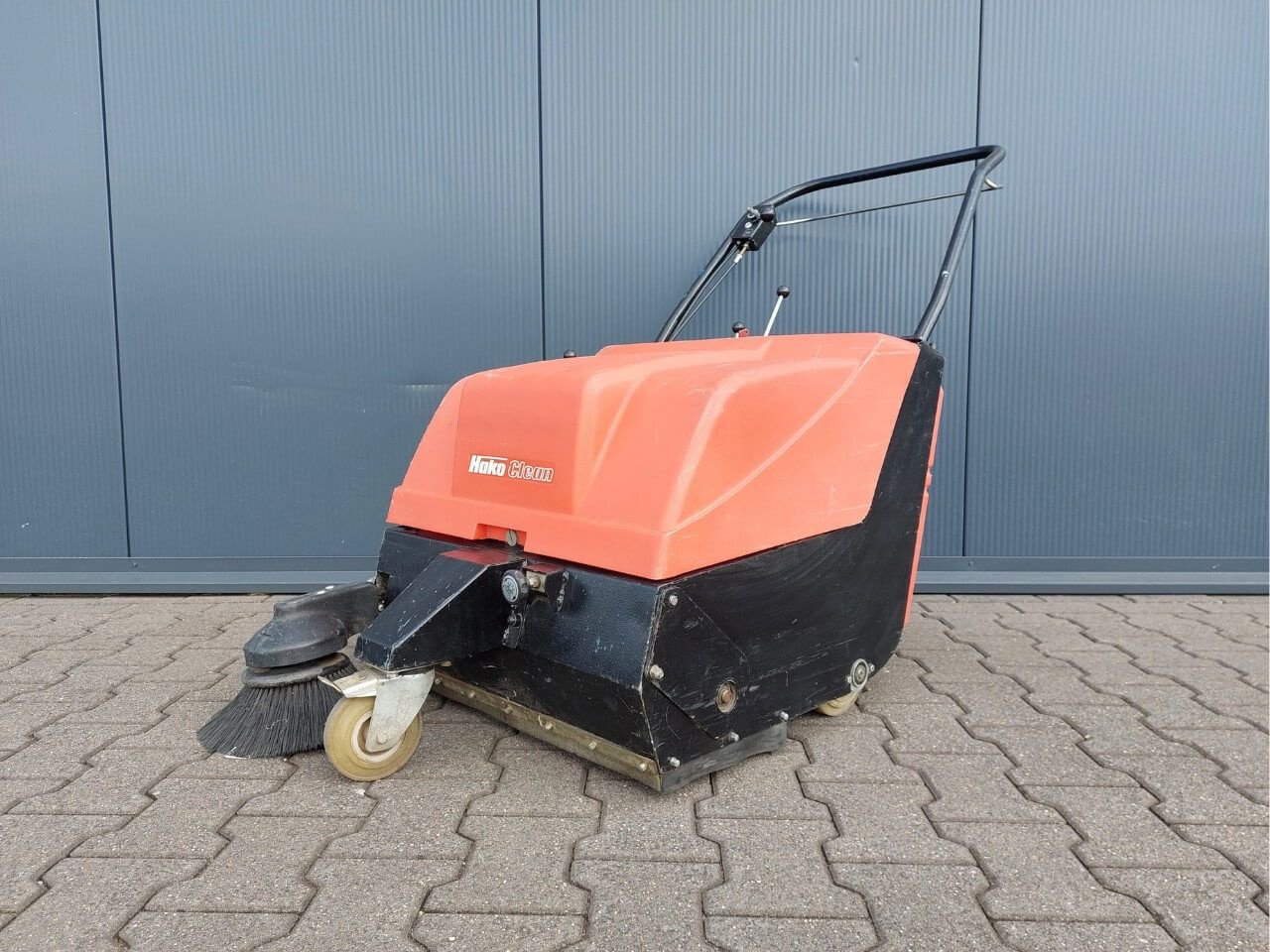 Kehrmaschine типа Hako Hamster 700E, Gebrauchtmaschine в Barneveld (Фотография 4)