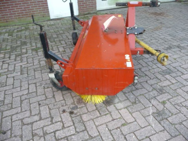 Kehrmaschine des Typs Hekamp vm205, Gebrauchtmaschine in Oirschot (Bild 5)