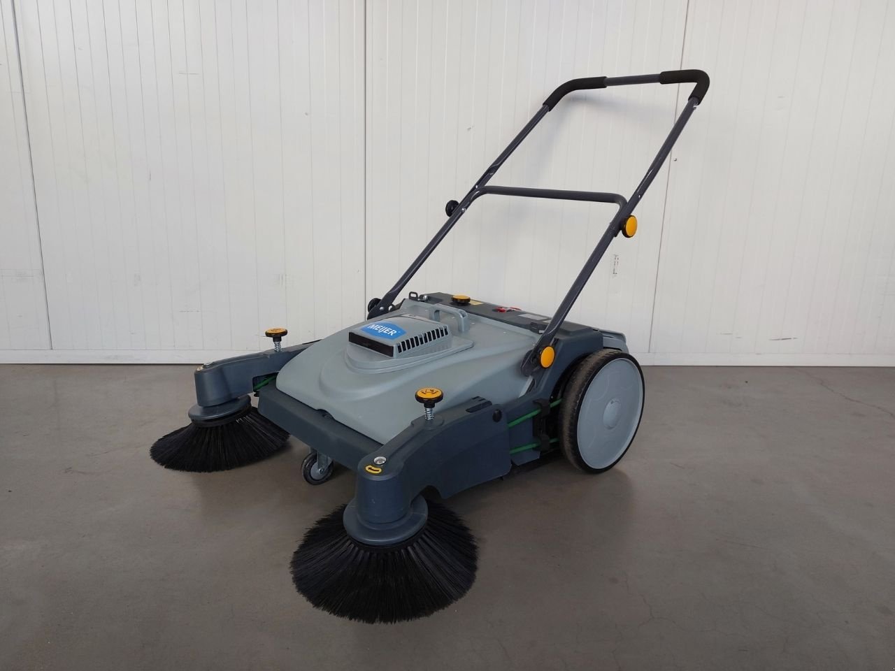 Kehrmaschine typu Meijer V65 Mini Sweeper, Gebrauchtmaschine w Barneveld (Zdjęcie 4)