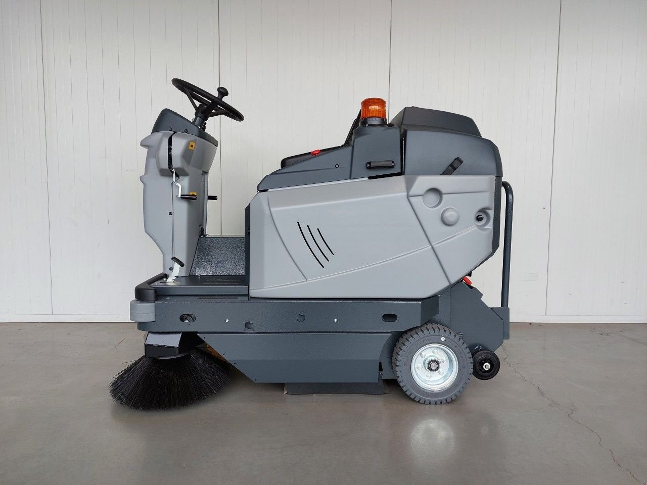 Kehrmaschine van het type Meijer VR1300, Neumaschine in Barneveld (Foto 4)