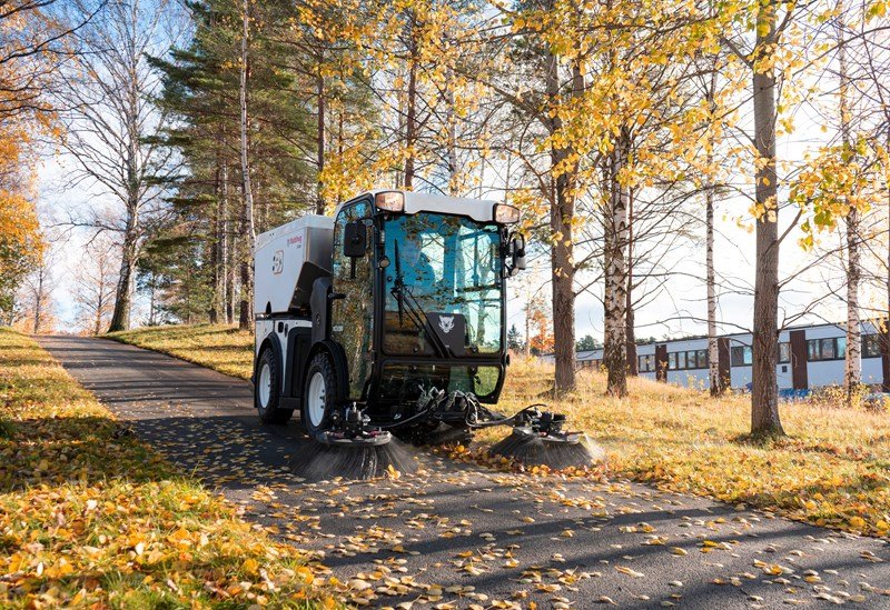 Kehrmaschine typu Multihog CV400, Neumaschine v Regensdorf (Obrázek 3)